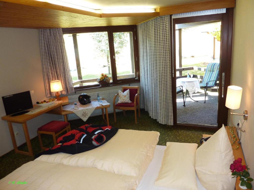 Hotel Lawine Todtnau Room photo